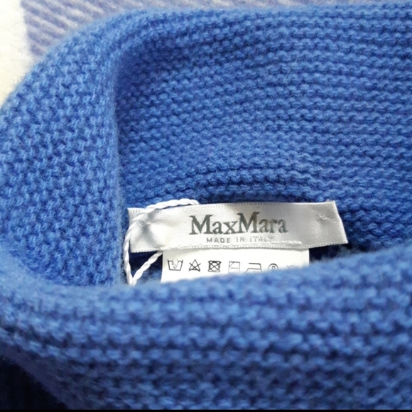 MaxMara Wool and Cashmere Blend Mochneck Sweater in Royal Blue - Picture 2 of 15